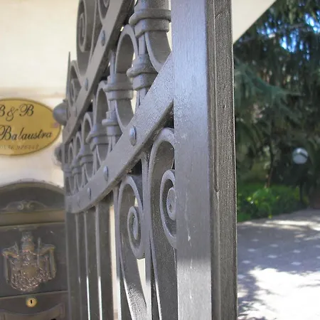 La Balaustra Αντράνο